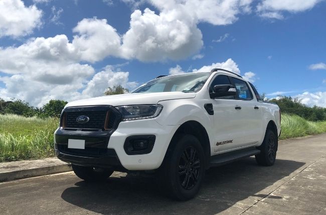 Ford Ranger Wildtrak 4x2 AT front quarter