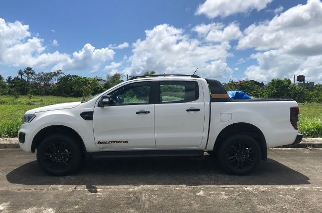 Ford Ranger Wildtrak 4X2 AT side profile