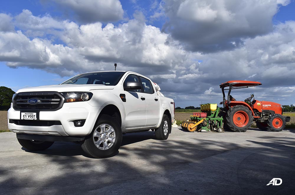 Ford Ranger XLS farm with tractor
