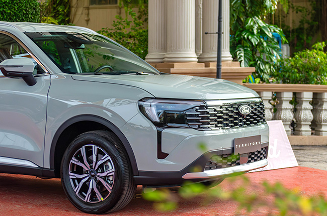 Ford Territory Hybrid Trend Front