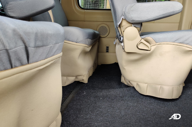 Foton Toano Philippines Interior 3rd row legroom 