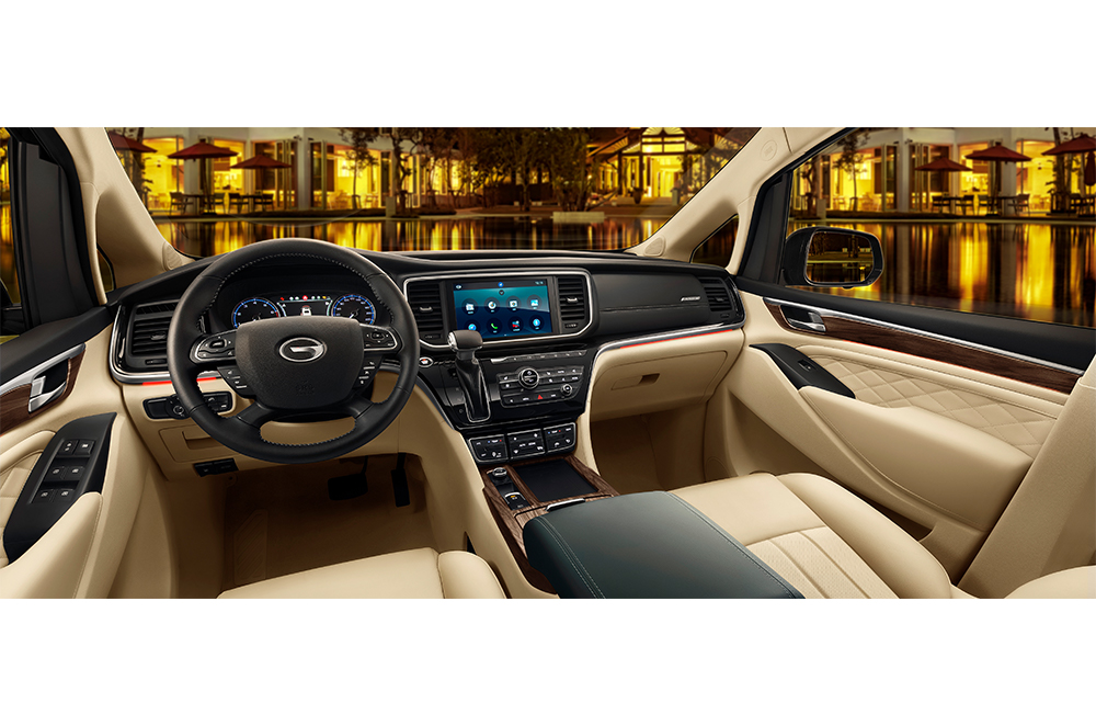 GAC GM8 INTERIOR