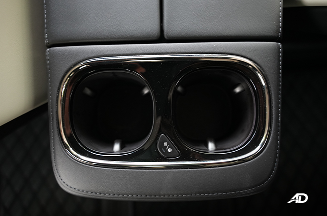 GAC M8 Cupholder