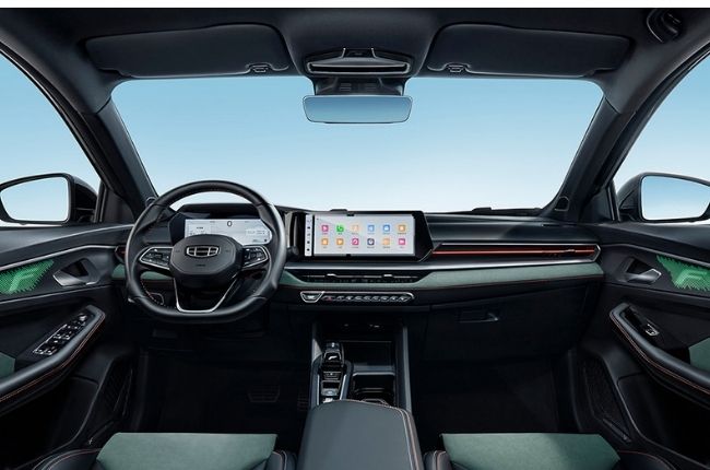 Geely Binrui Cool interior