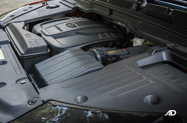 geely coolray road test review engine power plant mill gasoline