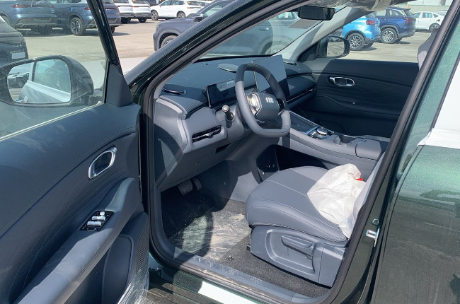 Geely EX5 EM-I Interior