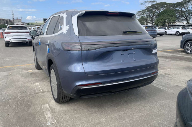 Geely EX5 EM-I Rear Quarter