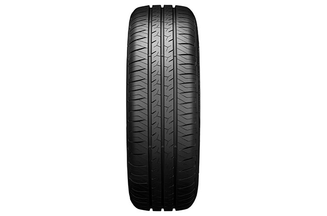 Goodyear Assurance DuraPlus 2 tread pattern
