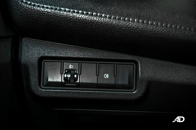 Haima M3 Manual Leveling Headlights