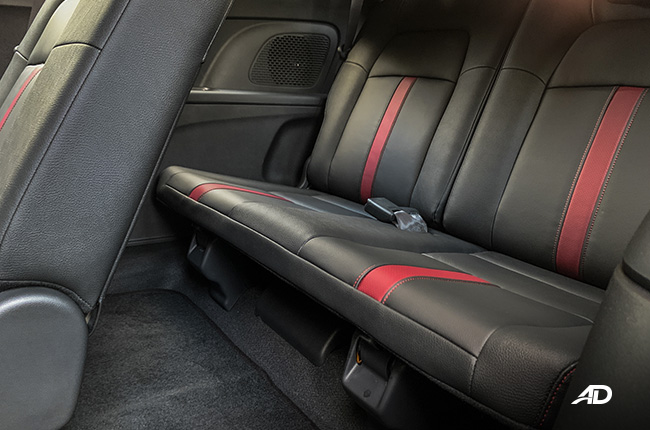 Honda BR-V rear seats legroom 