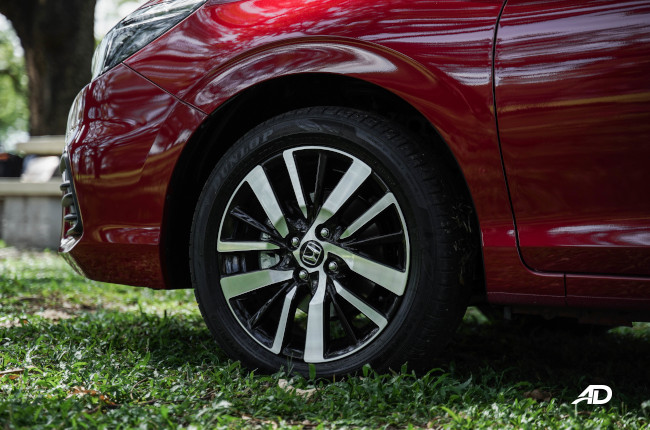 Honda City RS 16-inch wheels