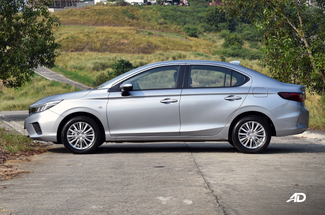 Honda City S CVT side profile