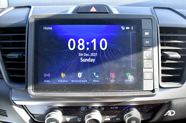 Honda City S infotainment system