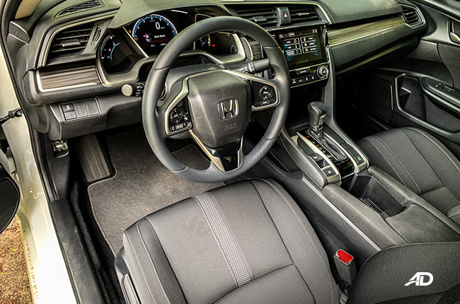 Honda Civic 1.8 E Interior 
