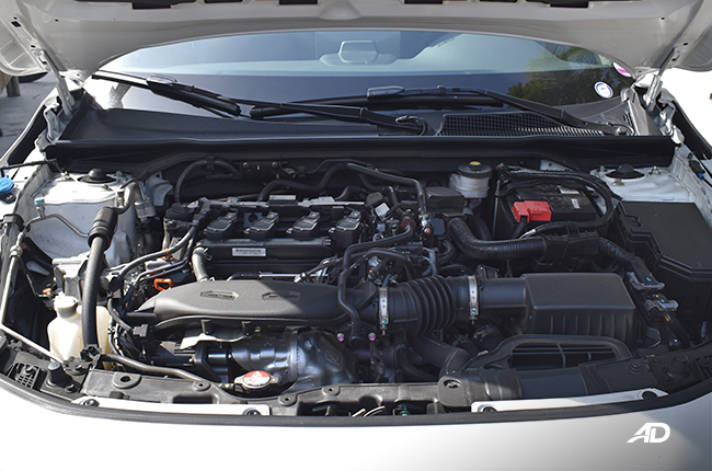 Honda Civic RS exterior engine bay