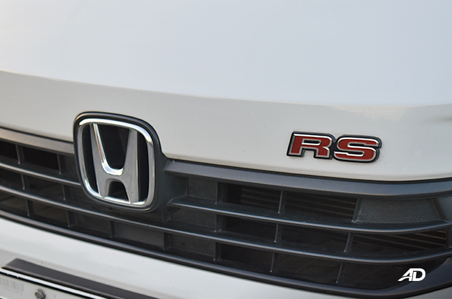 Honda Civic RS exterior hood badge