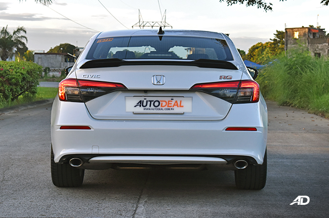 Honda Civic RS exterior rear 