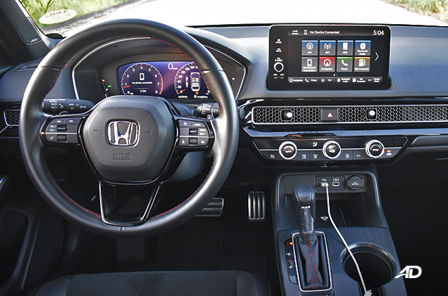 Honda Civic RS interior dashboard