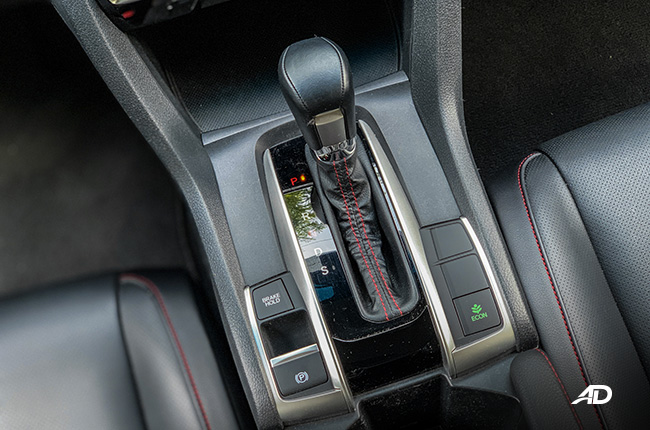 honda civic rs turbo road test interior technology