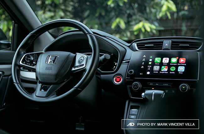 Honda CR-V Steering Wheel & Dashboard.