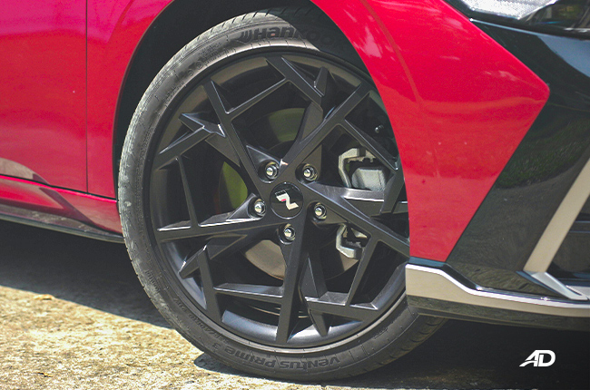Hyundai Elantra N-Line Wheels