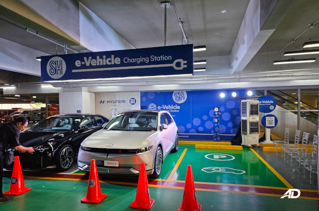 Hyundai EV Charging Station SM Mall of Asia