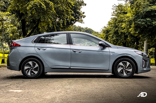 Hyundai Ioniq Hybrid road test review side exterior philippines