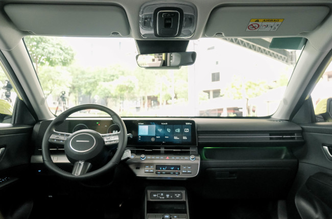 Hyundai Kona Hybrid Dashboard