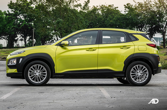 Hyundai Kona side