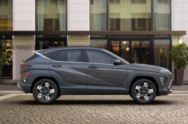 Hyundai Kona Side