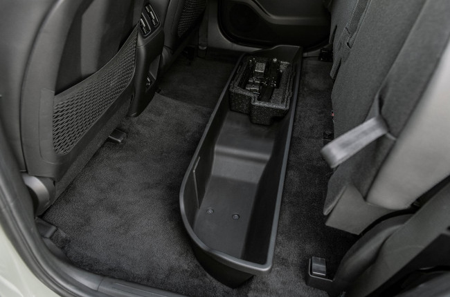 Hyundai Santa Cruz Pickup Truck interior underseat storage 