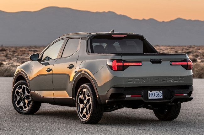 Hyundai Santa Cruz Pickup Truck rear quarter