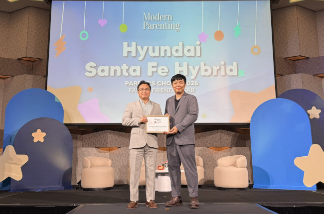 Hyundai Santa Fe Hybrid Award