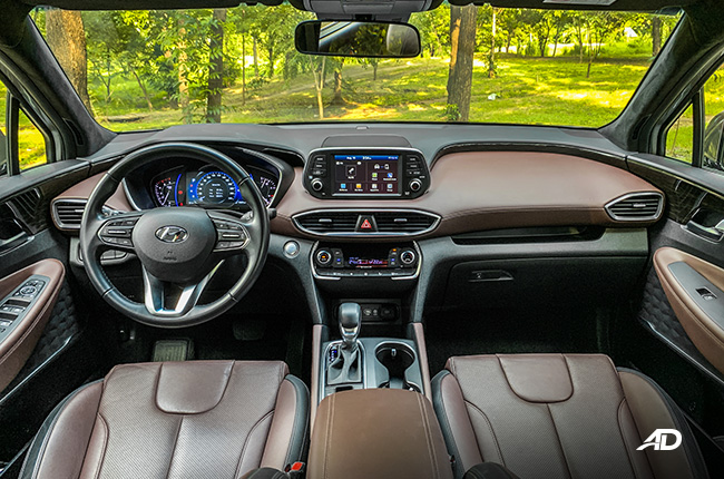 hyundai santa fe road test interior dashboard