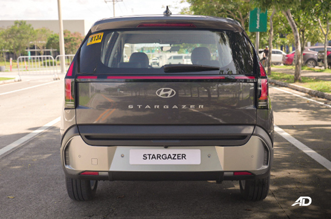 Hyundai Stargazer GLS Rear