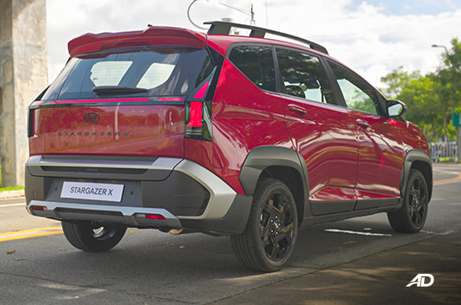 Hyundai Stargazer X Rear 