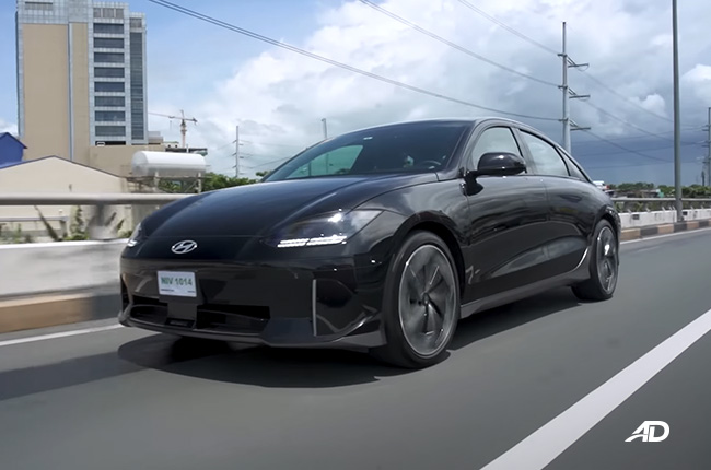 IONIQ 6 Moving Shot