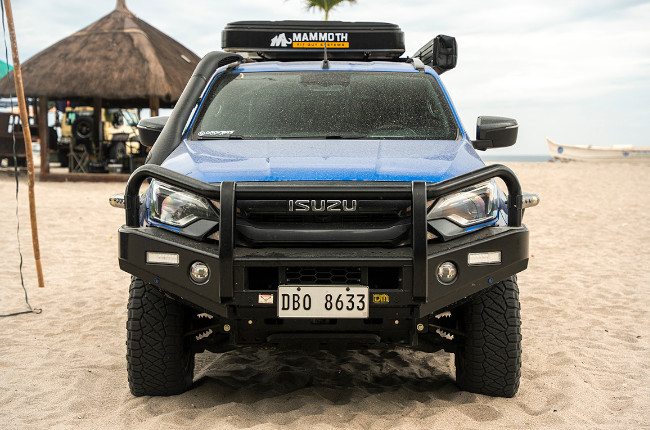 Isuzu D-MAX Overland Kings Front