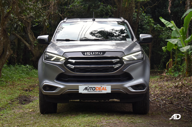 Isuzu mu-x 3.0 LS-A AT exterior  front