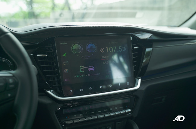 Isuzu mu-X Infotainment