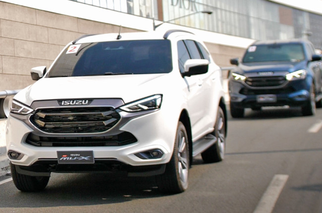 Isuzu mu-X Media Drive 2