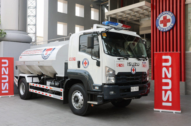 Isuzu Water Tanker
