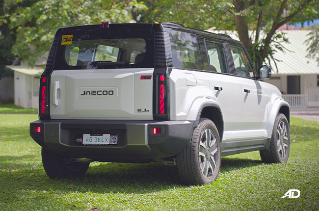 JETOUR EJ-6 Rear Quarter