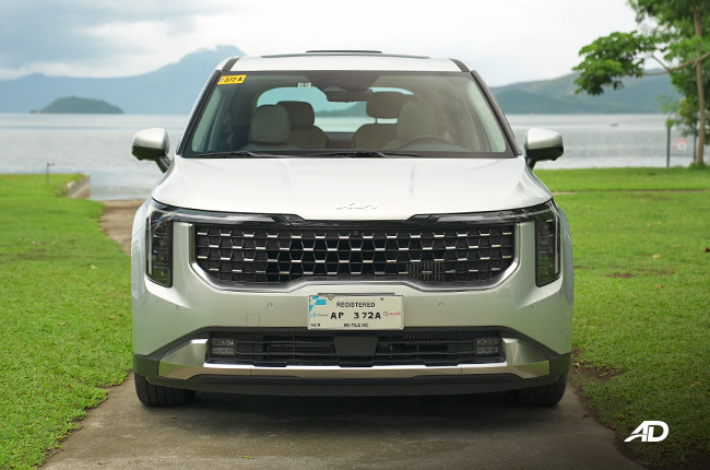 Kia Carnival 1.6 SX+ Turbo Hybrid AT Front