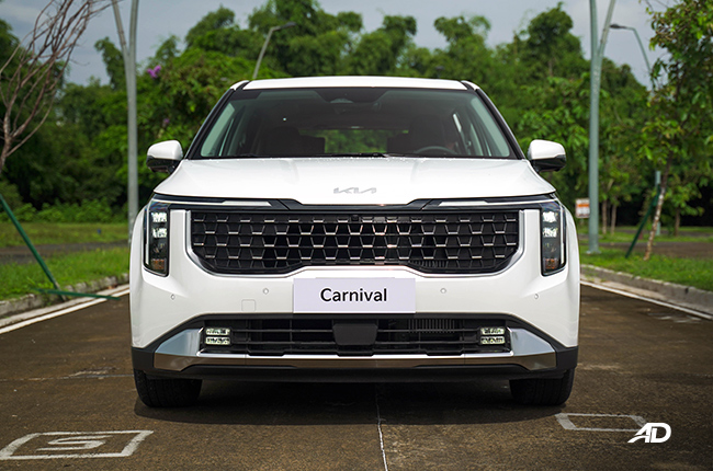 kia carnival