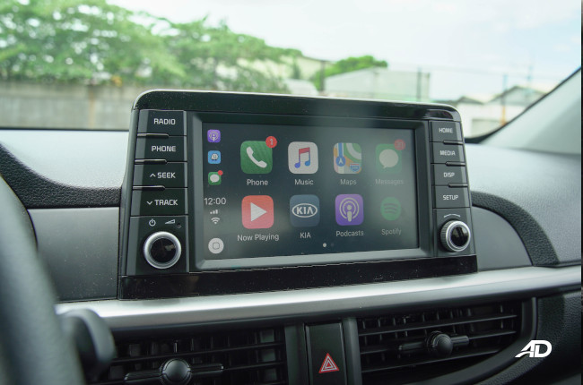 Kia Picanto 1.2 EX Philippines 7-inch infotainment system apple carplay