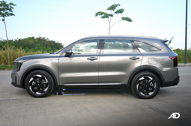 Kia Sorento Side