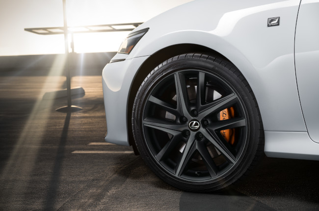 Lexus GS 350 F Sport Black Line Special Edition Black wheels