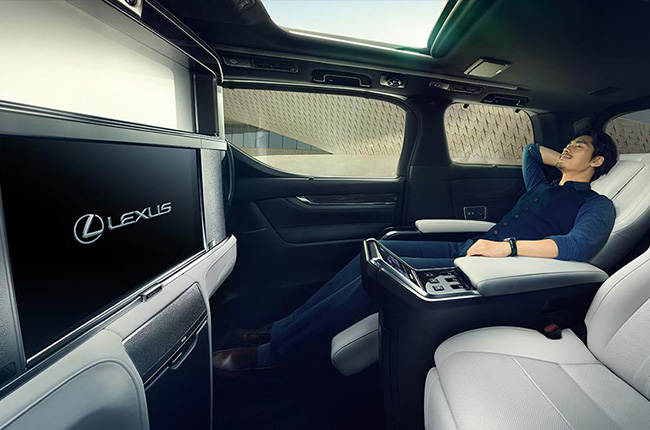 lexus lm