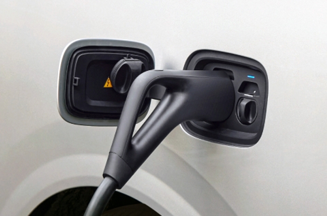 Li Mega Charging Port